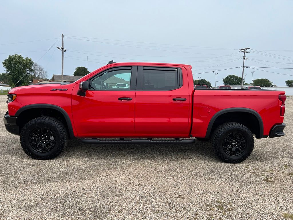 chevrolet silverado 1500 2026 3GCUKHE87TG228313 image